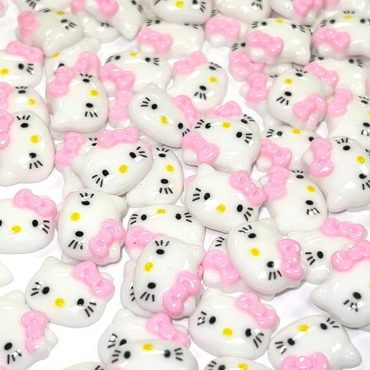 WHITE HK CHARM (10PC)